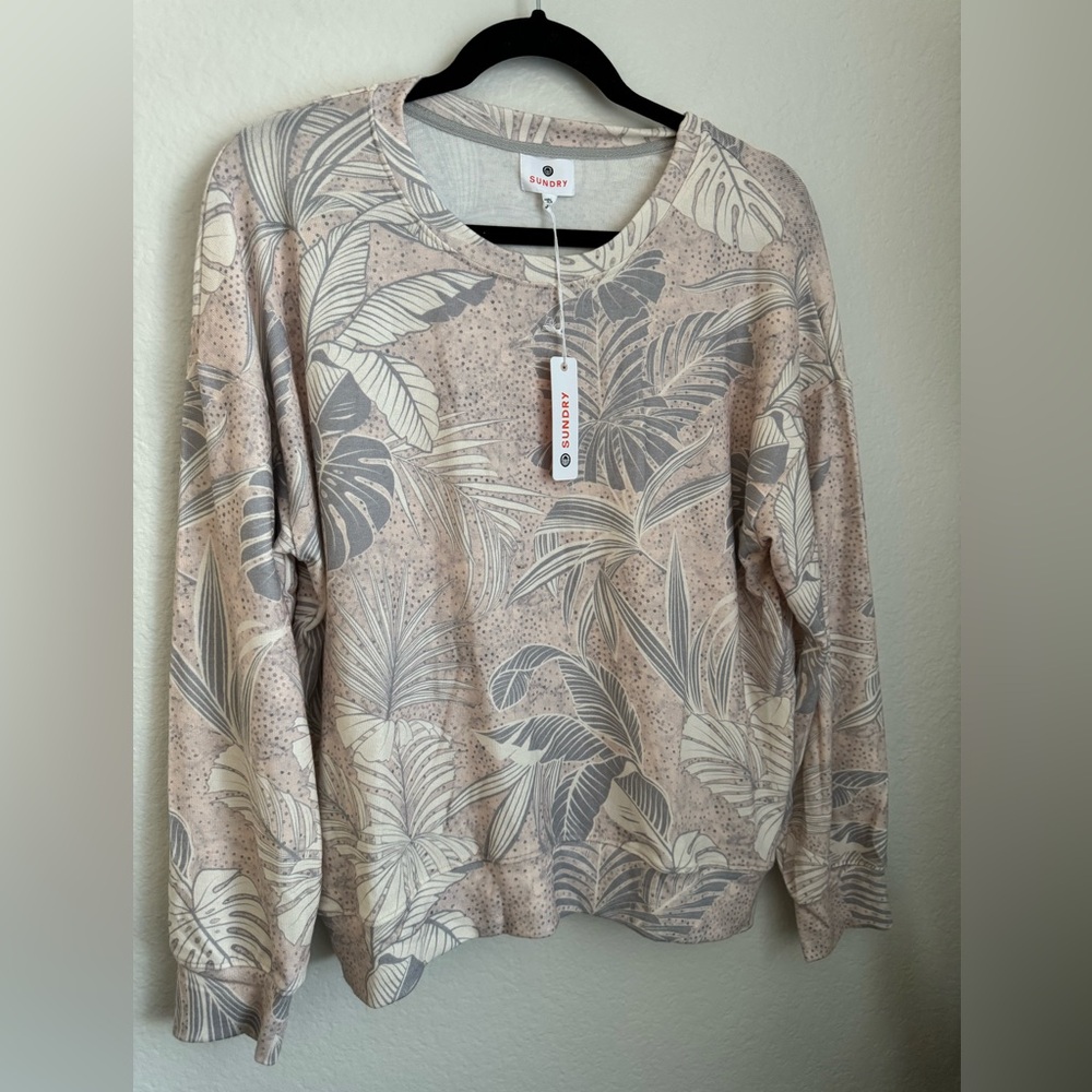 NWT- Sundry Leaves Light Pink with Grey and White Super soft sweater crew neck